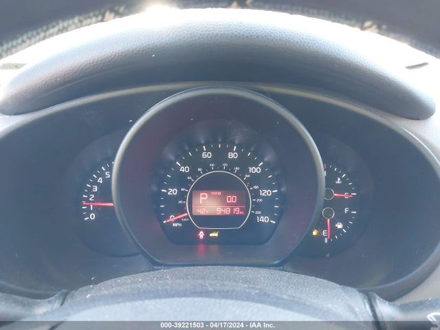 KIA Soul 2014 KNDJN2A28E7092880 Image 7