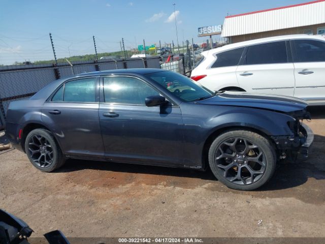 2C3CCABG2KH559489 Chrysler 300 300s