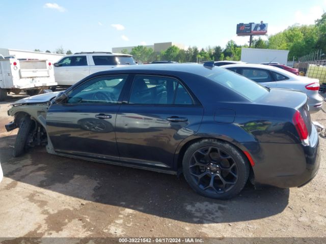 2C3CCABG2KH559489 Chrysler 300 300s