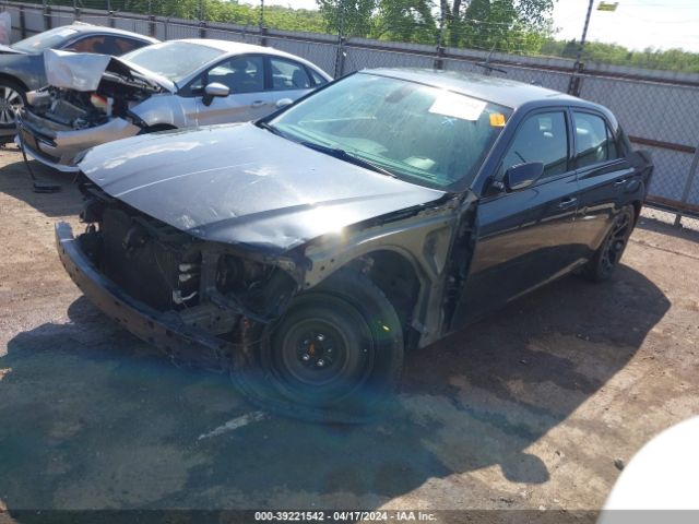 2C3CCABG2KH559489 Chrysler 300 300s