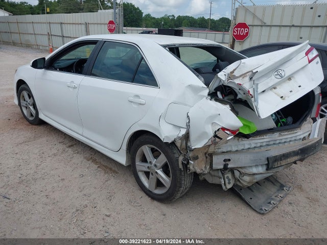 Toyota CAMRY SE 2014 4T1BF1FK2EU427925 Image 3