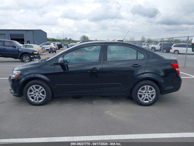 Chevrolet Sonic Ls Auto 2017 1G1JB5SH1H4126329 Image 15