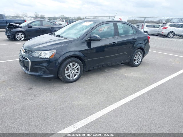 Chevrolet Sonic Ls Auto 2017 1G1JB5SH1H4126329 Image 2