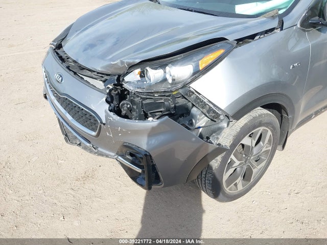 KIA Sportage Ex 2021 KNDPNCAC6M7915300 Image 17