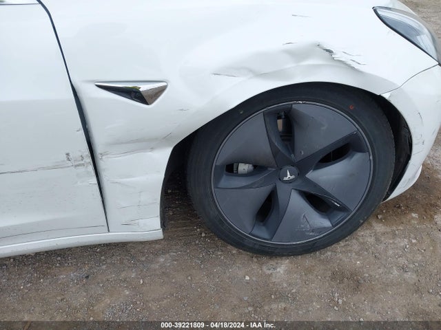 Tesla Model 3 Long Range/mid Range/standard Range/standard Range Plus 2019 5YJ3E1EAXKF309744 Image 6