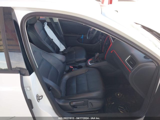 3VWD17AJ3EM264569 Volkswagen Jetta 1.8t Se