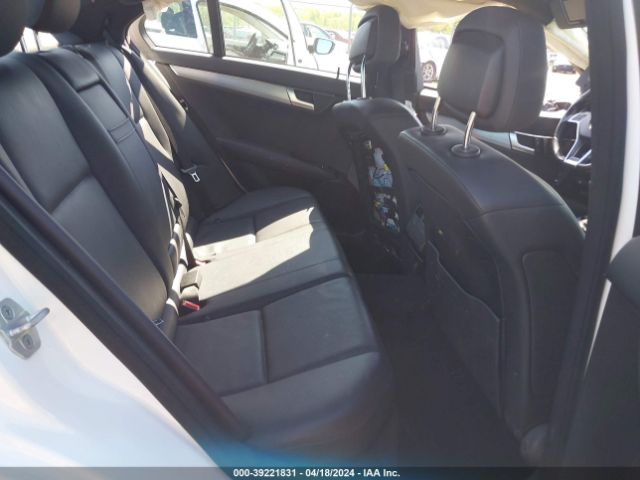 WDDGF8AB2ER303818 Mercedes-Benz C 300 Luxury 4matic/sport 4matic