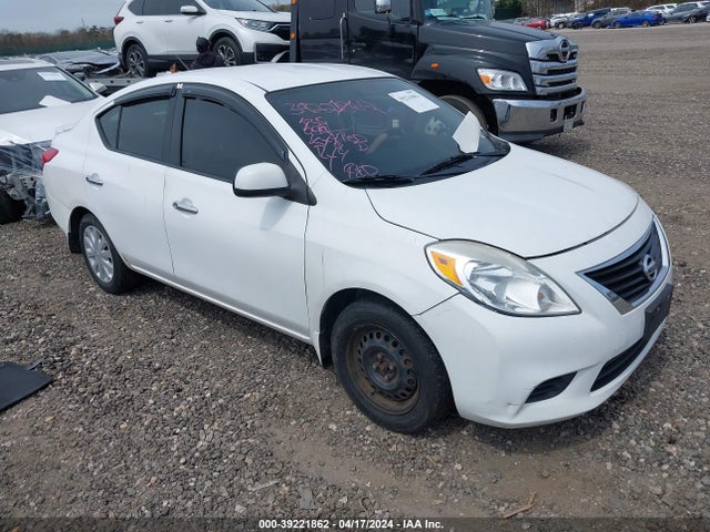 Nissan Versa 1.6 Sv 2014 3N1CN7AP1EL829689 Image 1