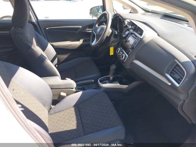 Honda FIT LX 2016 JHMGK5H51GX026063 Image 5