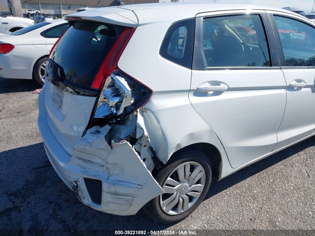 Honda FIT LX 2016 JHMGK5H51GX026063 Image 6