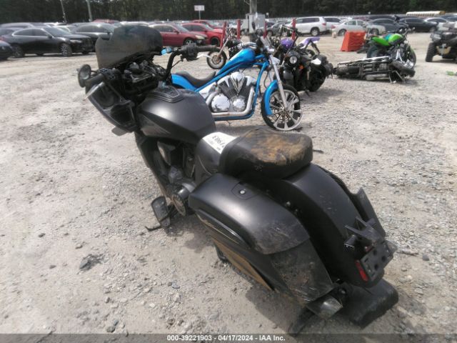 2020 INDIAN MOTORCYCLE CO. CHALLENGER 56KLCDRR5L3385534 Photo 2