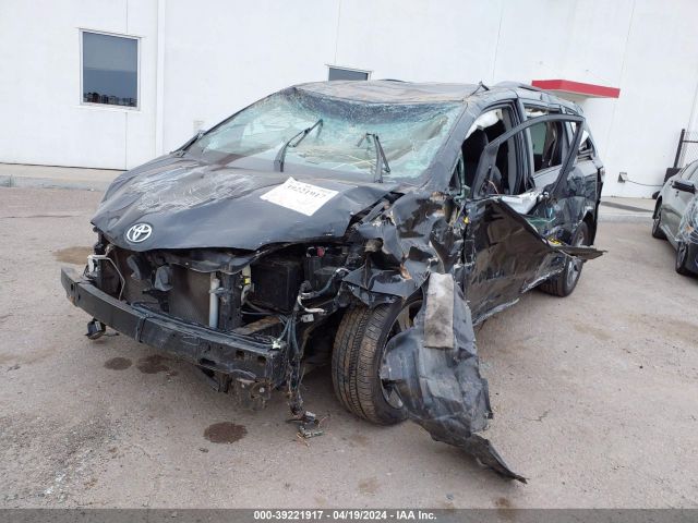 5TDXK3DC3FS647190 Toyota Sienna Se 8 Passenger