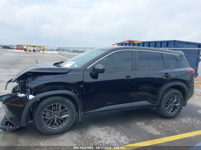 5N1AT3AA1MC752861 Nissan Rogue S Fwd