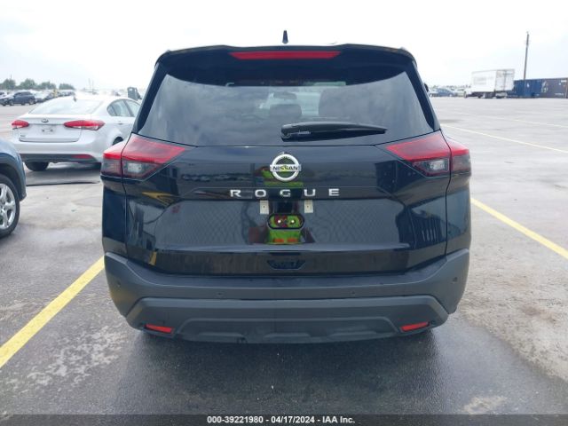 5N1AT3AA1MC752861 Nissan Rogue S Fwd