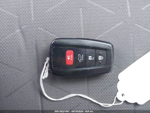 4T3RWRFV0MU045261 Toyota Rav4 Xle Hybrid