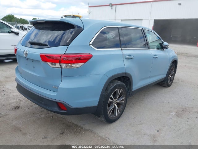 Toyota Highlander Le 2019 5TDBZRFH1KS971220 Image 4