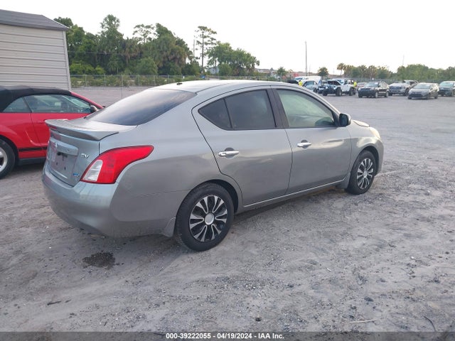 Nissan Versa 1.6 Sv 2014 3N1CN7AP9EK452289 Image 4
