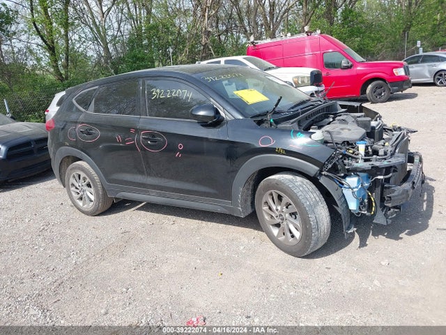 2016 KM8J23A45GU149245 main image