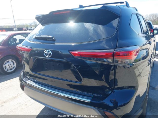 5TDFZRBH8NS232325 Toyota Highlander Platinum