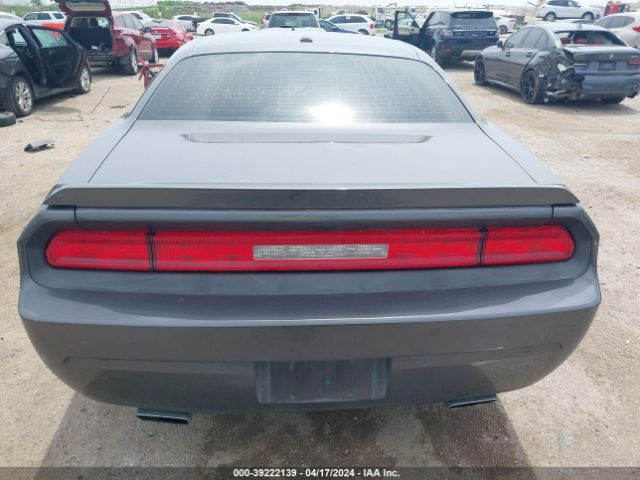 2C3CDYBT6EH185721 Dodge Challenger R/t Plus