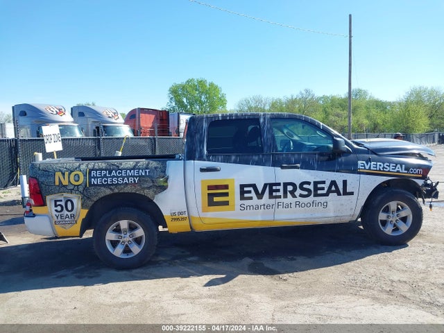 RAM 1500 Express  4x4 5'7 Box 2017 3C6RR7KT4HG533240 Image 14