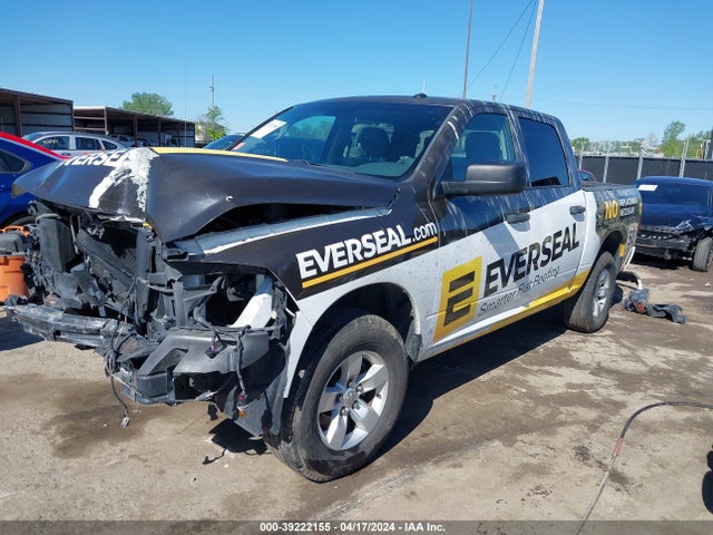 RAM 1500 Express  4x4 5'7 Box 2017 3C6RR7KT4HG533240 Image 2