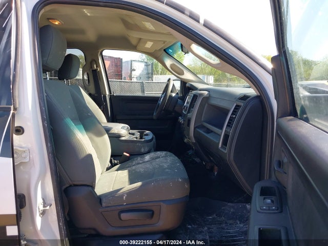 RAM 1500 Express  4x4 5'7 Box 2017 3C6RR7KT4HG533240 Image 5