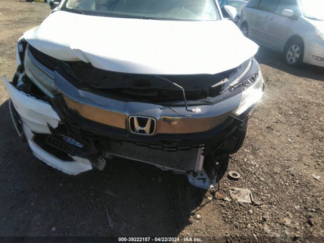 3CZRU6H92KM700596 Honda Hr-v Touring
