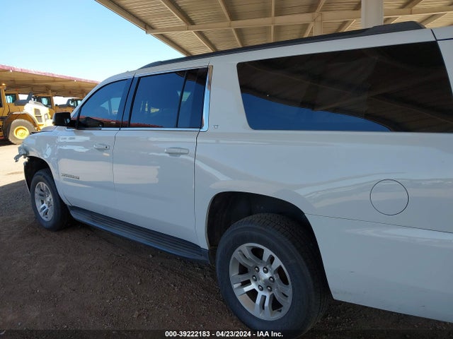 Chevrolet Suburban Lt 2017 1GNSCHKC4HR221881 Image 14