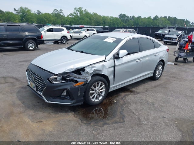 Hyundai SONATA SE 2019 5NPE24AF6KH818025 Image 2