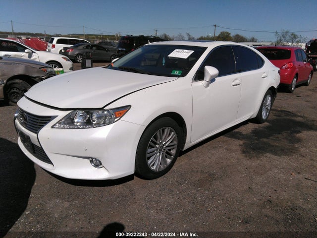 Lexus ES 350 2014 JTHBK1GG2E2149354 Image 2