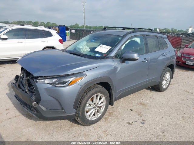 Toyota Corolla Cross Le 2023 7MUCAABG7PV049624 Image 2