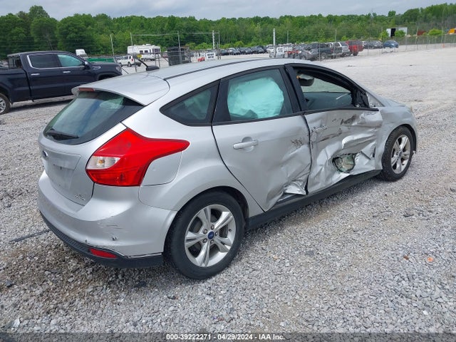 Ford FOCUS SE 2014 1FADP3K23EL291604 Image 4