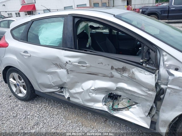 Ford FOCUS SE 2014 1FADP3K23EL291604 Image 6