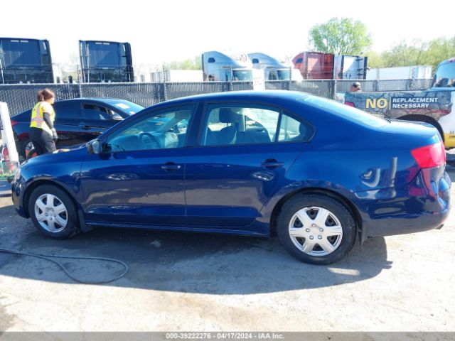 3VW2K7AJ1EM209235 Volkswagen Jetta 2.0l S