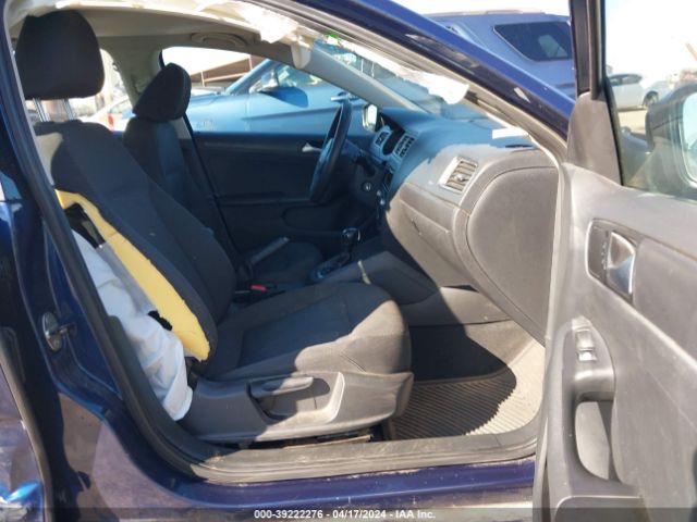 3VW2K7AJ1EM209235 Volkswagen Jetta 2.0l S