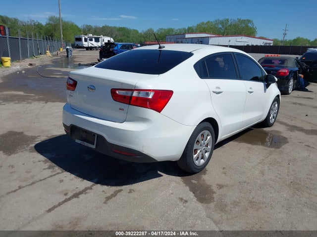 KIA RIO LX 2014 KNADM4A33E6371774 Image 4