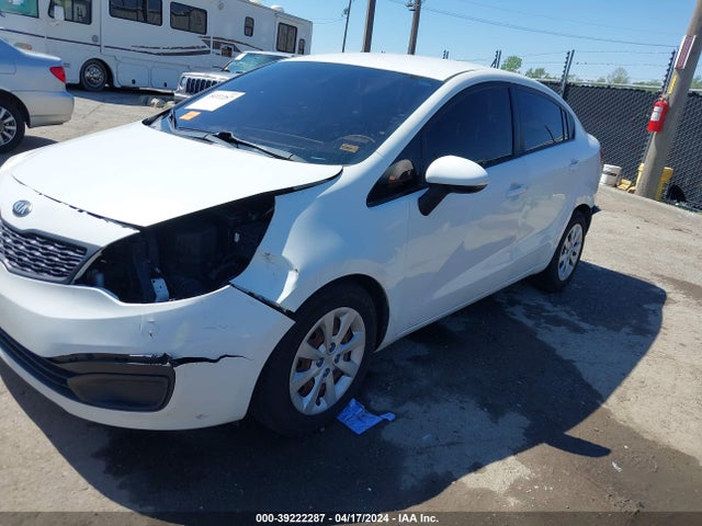KIA RIO LX 2014 KNADM4A33E6371774 Image 6