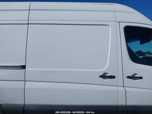 WDYPE7DC9E5858563 Freightliner Sprinter 2500 Normal Roof