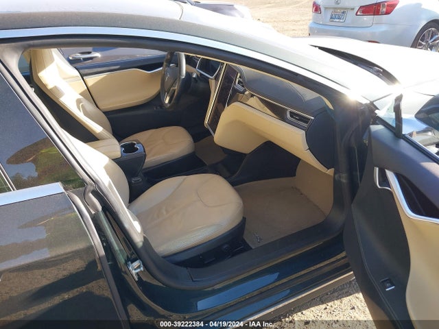 2014 TESLA MODEL S 5YJSA1H11EFP30453 Photo 4