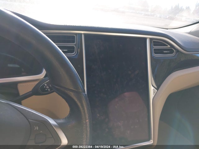 2014 TESLA MODEL S 5YJSA1H11EFP30453 Photo 6