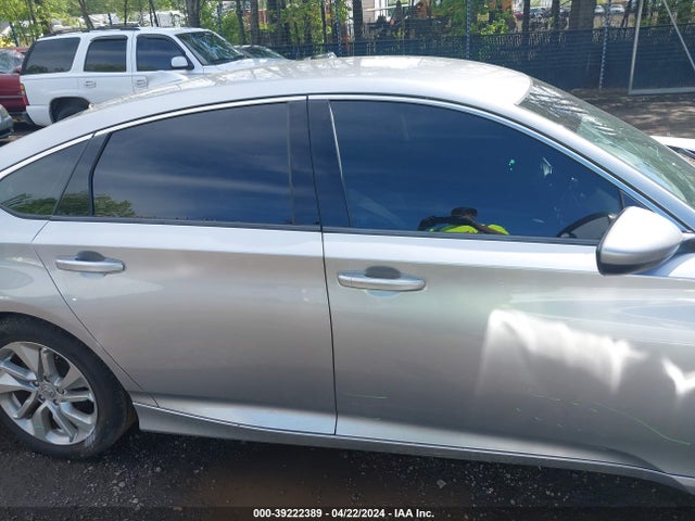 Honda ACCORD LX 2019 1HGCV1F1XKA069667 Image 13