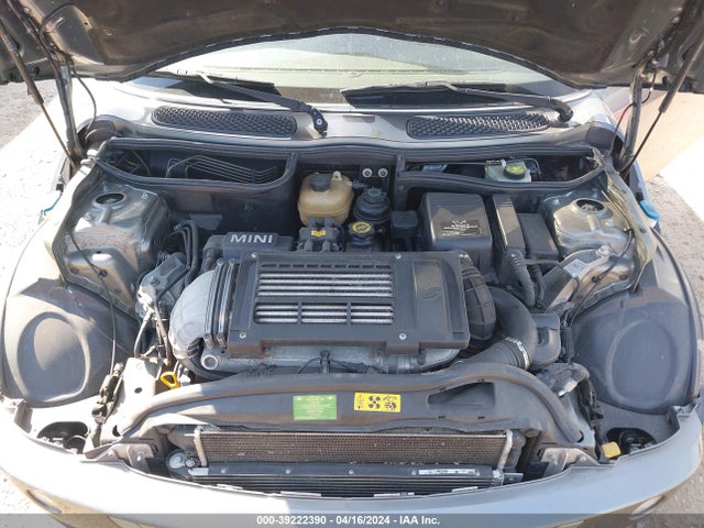 2006 MINI COOPER S WMWRE33566TN26431 Photo 9