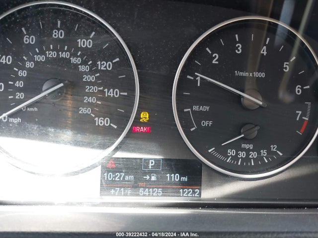 BMW 320i 2016 WBA8E1G5XGNT37409 Image 7