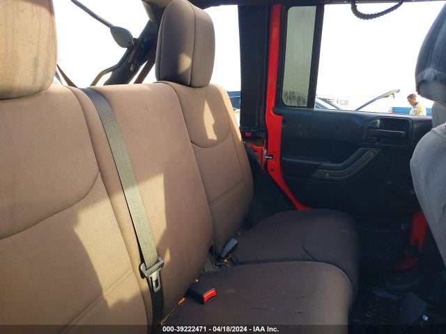 1C4BJWDG8HL555000 Jeep Wrangler Unlimited Sport 4x4