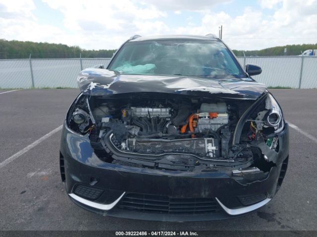 KNDCB3LC8K5303628 KIA NIRO LX