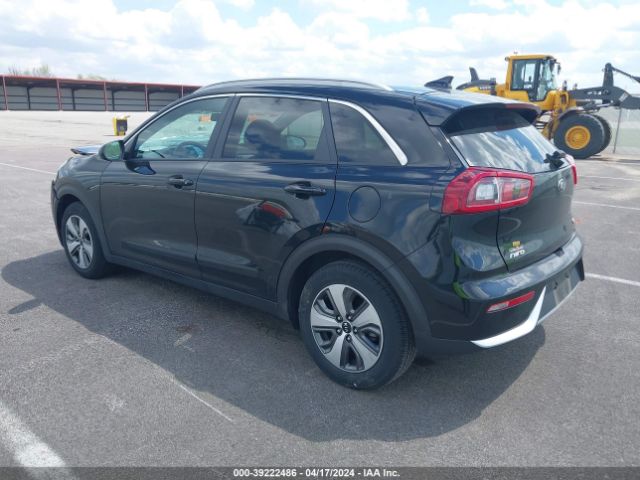 KNDCB3LC8K5303628 KIA NIRO LX