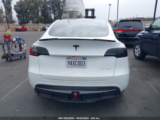 7SAYGAEE1NF407135 Tesla Model Y Long Range Dual Motor All-wheel Drive
