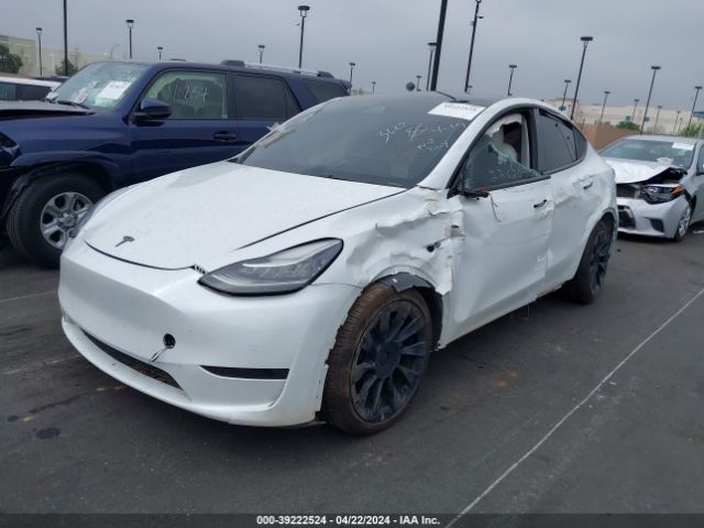7SAYGAEE1NF407135 Tesla Model Y Long Range Dual Motor All-wheel Drive