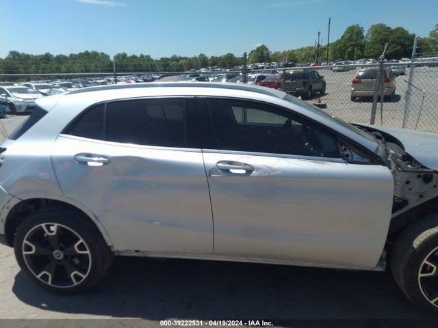 Mercedes-Benz GLA 250 2020 WDCTG4EB5LU028538 Image 13